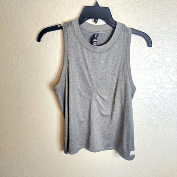 Vuori Energy Tank Top Heathered Grey Sleeveless Sz Xs - Picture 1 of 7